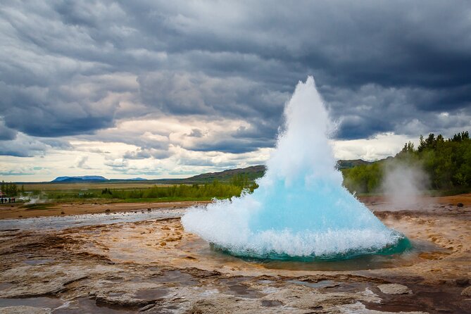 Golden Circle Tour with Extra Waterfalls Small Group Tour - Key reasons this Golden Circle day works