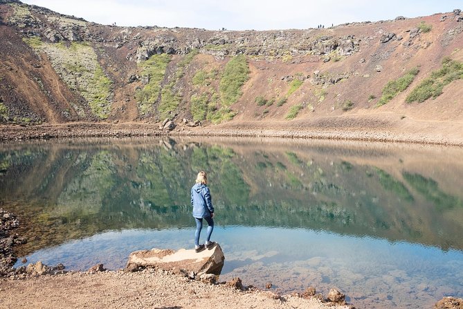 Golden Circle, Volcano Crater and Blue Lagoon Small-Group Tour - Small-Group Size and Guide Energy: What Makes It Feel Personal