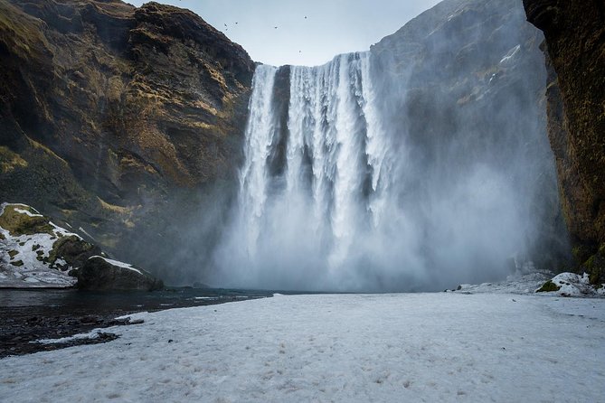 Guided Glacier Lagoon and Diamond Beach Day Trip from Reykjavik - Vik dinner break and the evening vibe on the South Coast