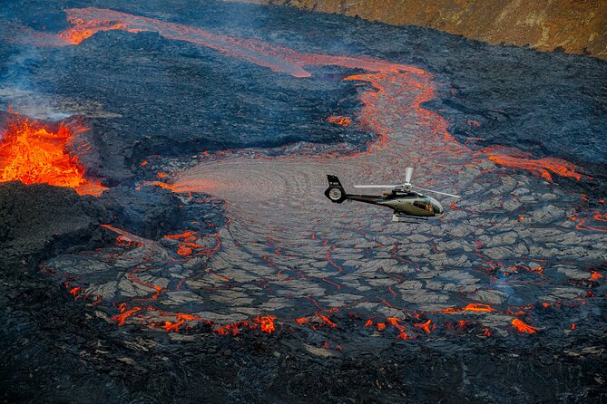 Helicopter Tour Over Iceland’s Reykjanes Volcano Eruption Site - How the pilot makes sure everyone gets real views (not just window luck)