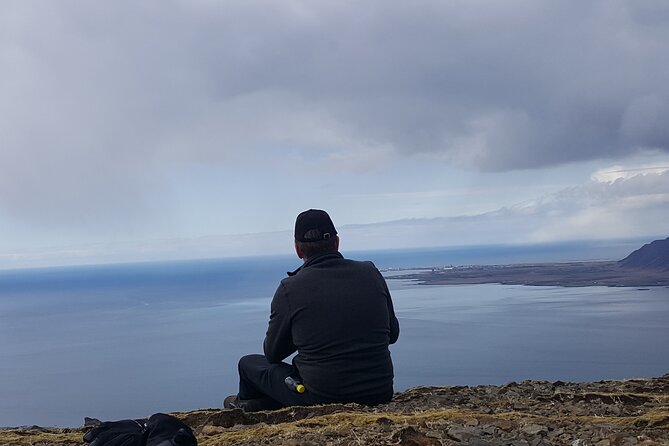 Hike to Mt Esja - Door-to-door pickup in greater Reykjavík (and back to BSI)