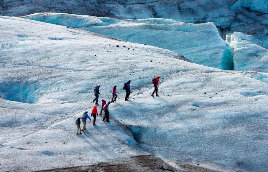 Iceland: 3-Day Golden Circle, South Coast, & Glacier Tour - Price and value: what $935 buys (and what you still pay for)