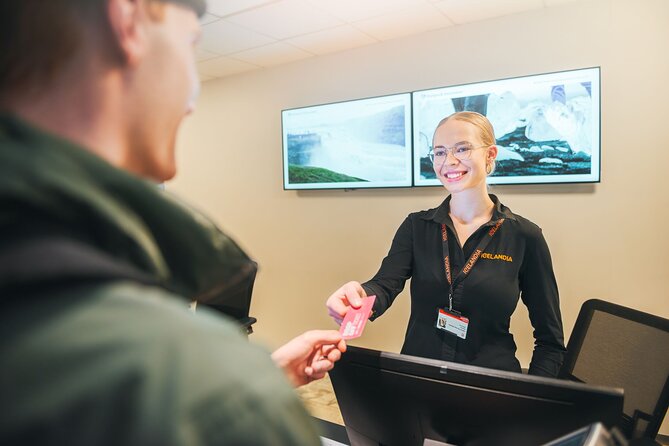 Iceland Airport Transfer from Reykjavík Hotels to KEF Airport - Flybus Coach to KEF: Comfort, Wi‑Fi, and the Scenic Part