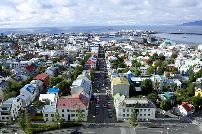Iceland: Airport Transfers between Keflavík and Reykjavik Center - Where You Board: Find the Bus Without the Hunt