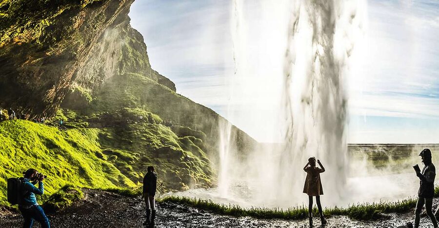 Iceland: Full-Day South Coast, Black Beach & Waterfalls Tour - Skógafoss: the waterfall stop that turns rainbows into a bonus