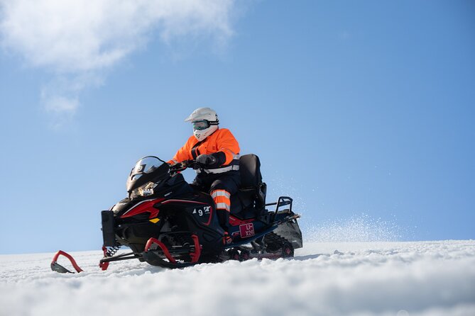 Iceland Golden Circle & Glacier Snowmobiling Guided Experience - Golden Circle, but with a plan that keeps your energy