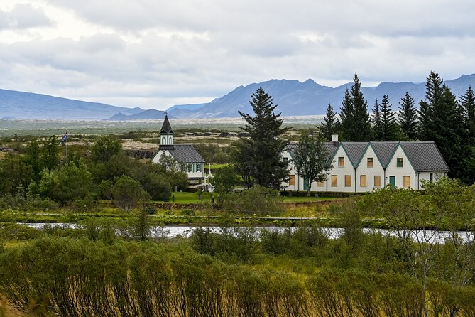 Iceland´s Golden Circle Minibus daytour - Start Smart in Reykjavik: Pickup, Timing, and Wi‑Fi