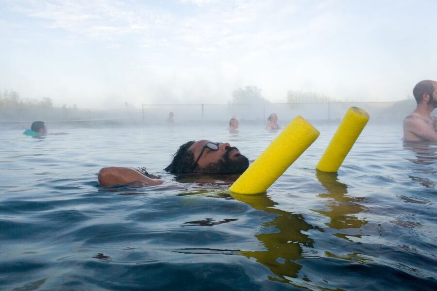Iceland Secret Lagoon Admission Ticket - Crowds: why it feels calm even when it’s not empty