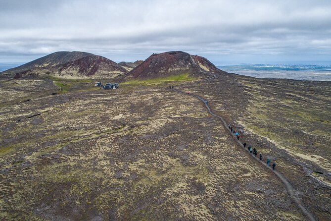 Inside the Volcano: Small-Group Tour and Lava Field Hike - The cable elevator descent: what 120 meters down really feels like