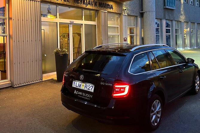 Keflavik Airport: Private Transfer To/From Reykjavik - upto 8 PAX - Price and value: when $175 per group makes sense