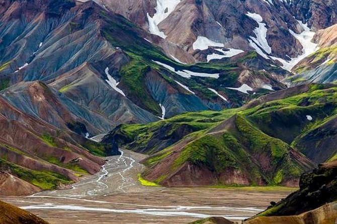 Landmannalaugar 4x4 Tour - Private - Landmannalaugar at the Heart of the Day (3 Hours to See the Colors)