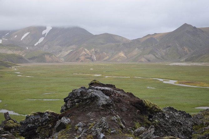 Landmannalaugar, Hekla, Sigoldugljufur 4x4 tour with Hiking - Fjallabak Nature Reserve: Weather, Rhyolite Colors, and Geothermal Clues