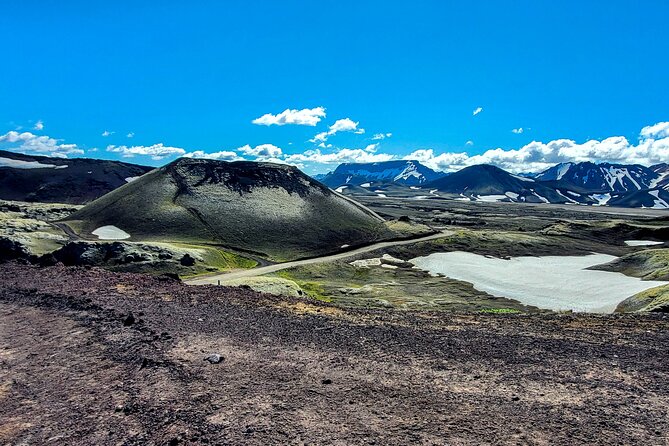 Landmannalaugar, Hekla, Sigoldugljufur 4x4 tour with Hiking - Landmannalaugar: 3 Hours to Hike, Explore Options, and Soak in the Hot Pool