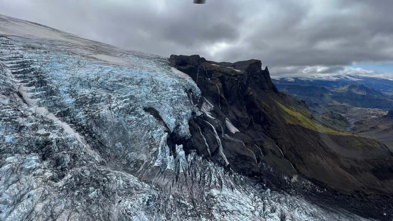 Landmannalaugar: Helicopter tour with 3 Landings - Gullfoss and Háifoss: canyon drama and a 122-meter drop