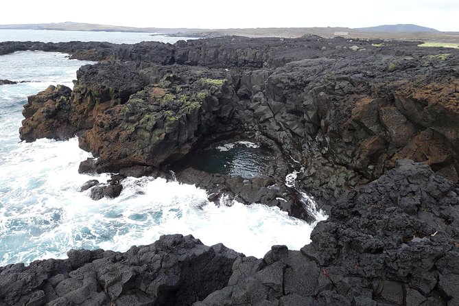 Lava, Craters and Hot Springs Private Tour - Private SUV rhythm: 6 hours 30 minutes of moving, seeing, and photographing