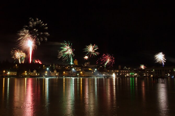 New Years Fireworks by Boat from Reykjavik - Reykjavik’s New Year Fireworks From the Water