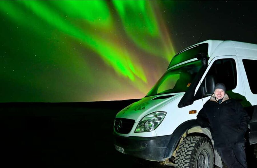 Northern Lights: 4x4 Adventure with Treats, Photos & Cocoa - FAQ