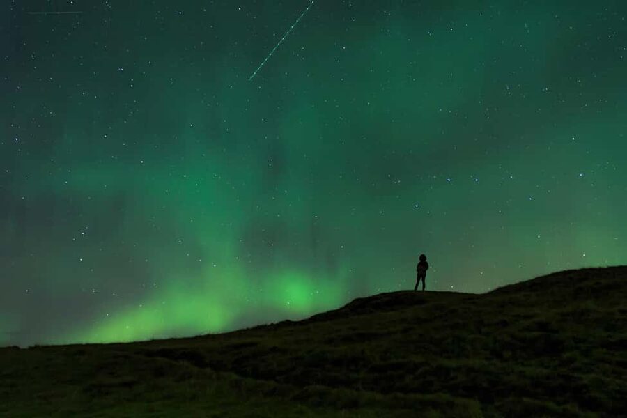 Northern Lights 4x4 Super, Photos, Hot Cocoa, Pastries - Why the Reykjavik-to-dark-countryside run boosts your aurora odds