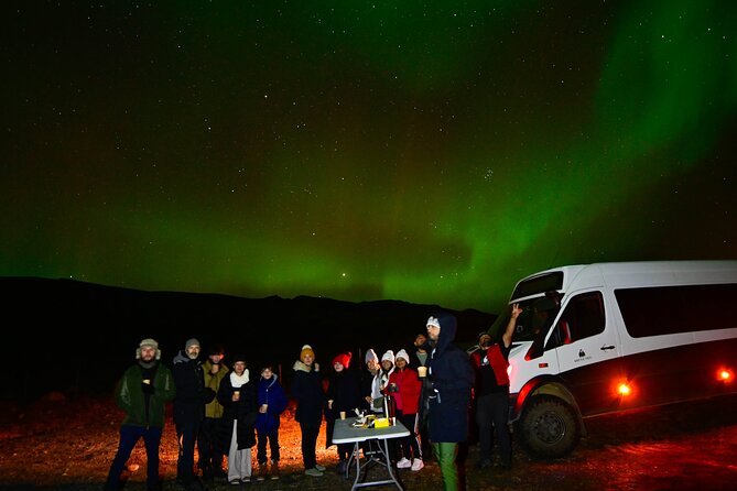Northern Lights 4x4 Tour with Pastries and Cocoa from Reykjavik - Quick Take
