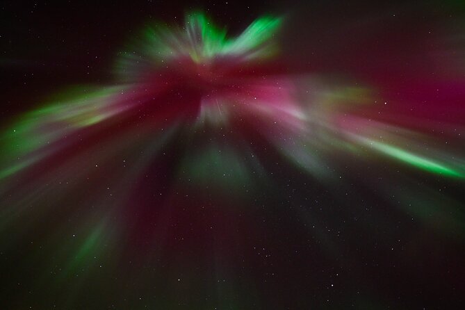 Northern Lights 4x4 Tour with Pastries and Cocoa from Reykjavik - Entering The Aurora Zone: How Guides Hunt for Clearer Skies