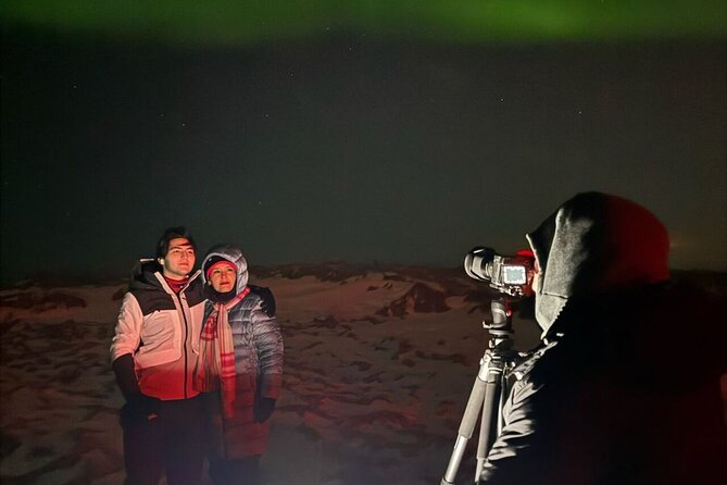 Northern Lights 4x4 Tour with Pastries and Cocoa from Reykjavik - Cocoa, Pastries, and the Cozy Reset Between Stops