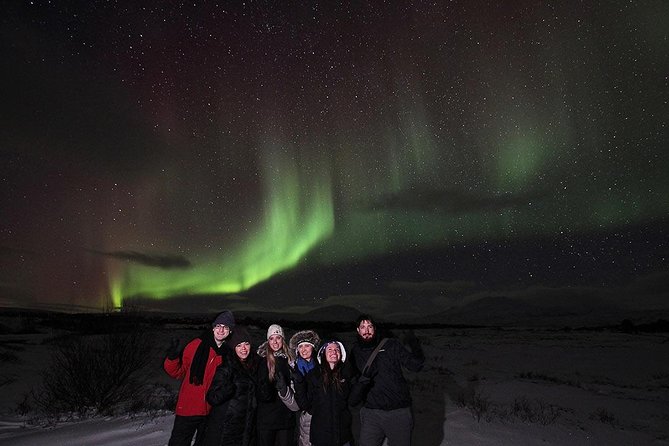 Northern Lights and Stargazing Small-Group Tour with Local Guide - Photo moment: what’s included when the lights appear
