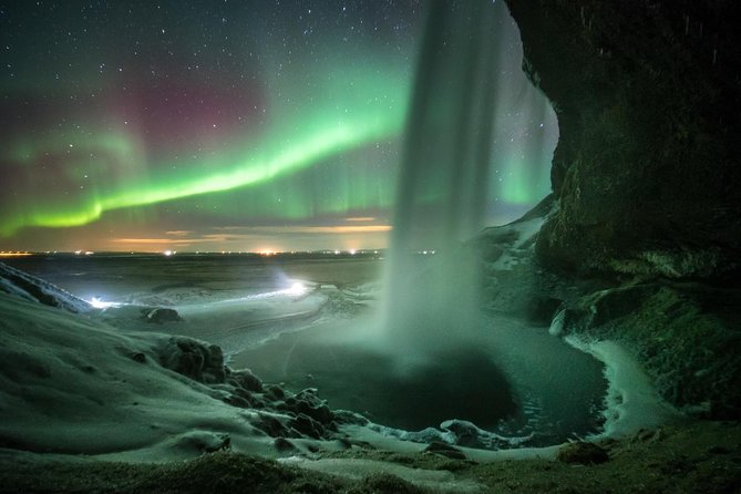Northern Lights Bus Tour from Reykjavik with Hot Chocolate - Who this tour suits best (and who should skip)