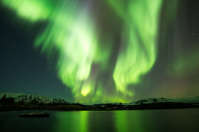 Northern Lights Cruise from Reykjavik - Before you board: timing, clothes, and getting to Geirsgata 11