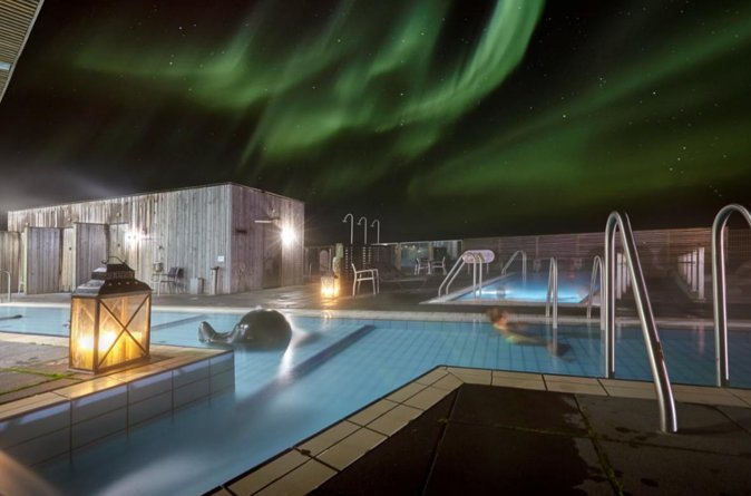 Northern Lights & Geothermal Baths Adventure - Fontana Wellness: Outdoor Pools, Deep Steam, and That Optional Cold Lake Dip