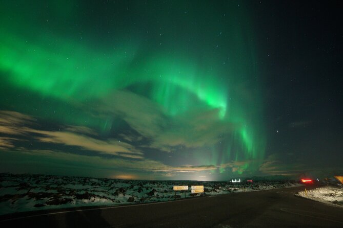 Northern Lights In luxury off-road SUV with Photos and Treats - Aurora Basecamp access: why it’s more than just a waiting game