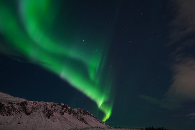 Northern Lights In luxury off-road SUV with Photos and Treats - What to know before you go: timing, patience, and wind