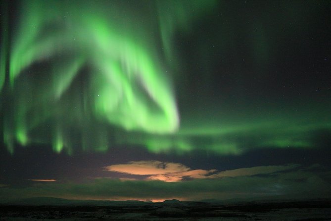 Northern Lights Midnight Adventure Small-Group from Reykjavík - Free Rebooking If You Miss the Lights