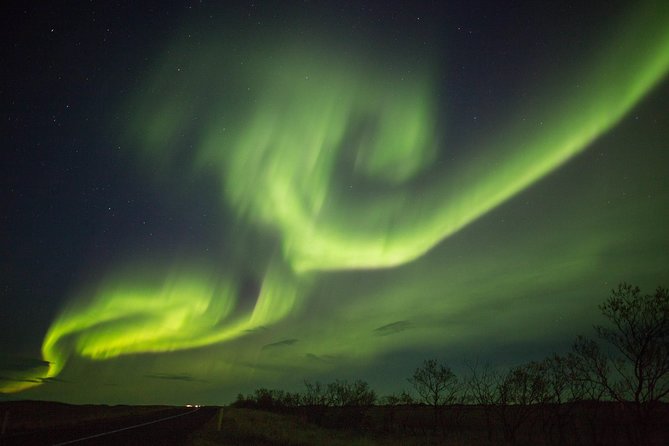 Northern Lights Night Tour from Reykjavik - The Ride Out: Science, Myths, and Getting Your Bearings Fast