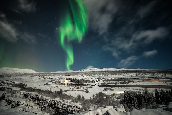 Northern Lights Small-Group Tour From Reykjavik with Hot Drink - Quick hits for your aurora hunt