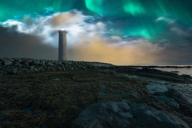 Northern Lights Small-Group Tour with Free Photos & Hot Chocolate - The 4-Hour Plan: How the Sky Hunt Actually Plays Out