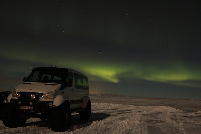 Northern Lights Super Jeep Guided Tour with Hot Drink & Snack - Key things to know before you go