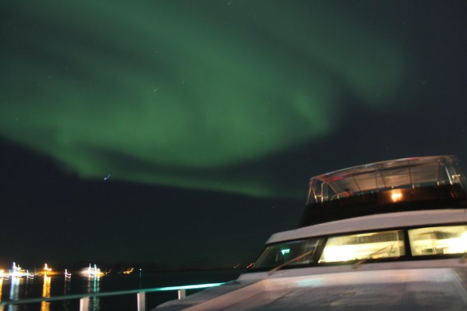 Northern Lights Yacht Cruise - The onboard experience: warmth, bathrooms, Wi‑Fi, and photo-ready time
