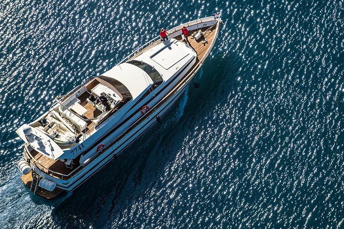 Northern Lights Yacht Cruise - Comfort vs crowd size: choosing the right yacht for your vibe