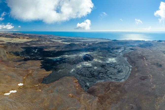 Private Bespoke Reykjanes Peninsula Tour - Grindavík harbor time: food, fishing roots, and a human pause