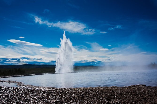Private Golden Circle Classic Tour from Reykjavik - The Ride: Mercedes V-Class, Land Cruiser Feel, and Less Stress