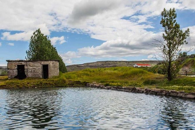 Private Golden Circle & Secret Lagoon tour from Reykjavik - Key highlights that make this tour feel worth it