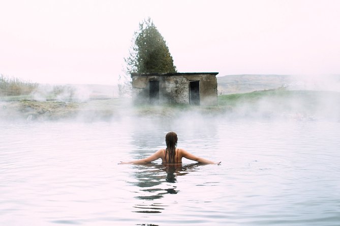 Private Golden Circle, Sky Lagoon and Friðheimar Greenhouse Lunch - Gullfoss and Geysir: short visits that still deliver big