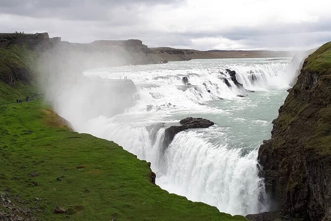 Private Golden Circle Tour (1-7pax) - Stop 3: Kerið Crater for color photos and a quick walk