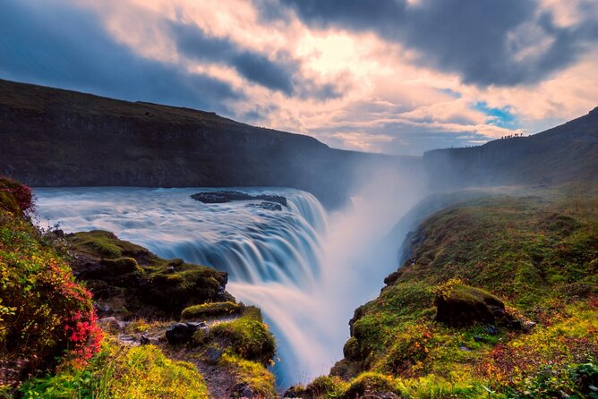 Private Golden Circle Tour by Luxury SUV from Reykjavik - Geysir and Strokkur: geothermal steam vents, timed eruptions, and real downtime