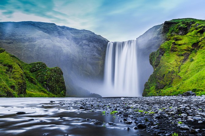 Private Jeep Tour - Golden Circle and South Coast Combo - Stops 4–5: Skógafoss and Seljalandsfoss—two waterfall styles, one wet lesson