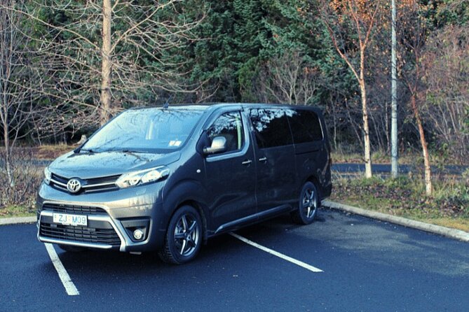 Private Keflavik Airport Transfer (Round trip) - Extra drop-off costs and when you might need them