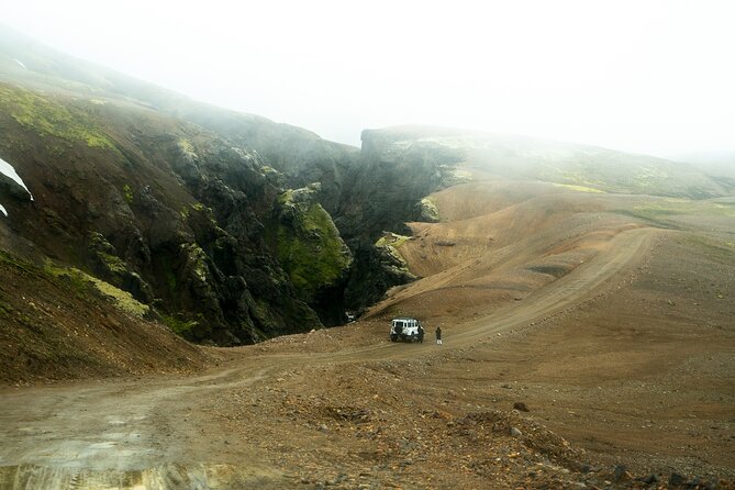 Private Kerlingarfjoll Highlands Adventure - The tectonic rift and the old Viking parliament stop