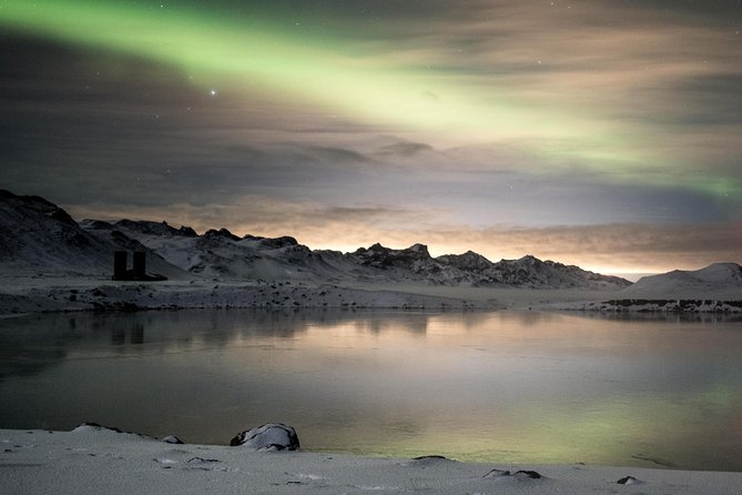 Private Northern lights with photographs - Reykjavik logistics: meeting at 8:30pm and pickup rules that save time