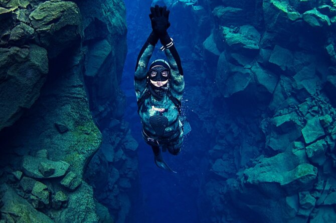 Private Silfra Freedive Tour - Silfra Fissure in Thingvellir: Why this spot is so special