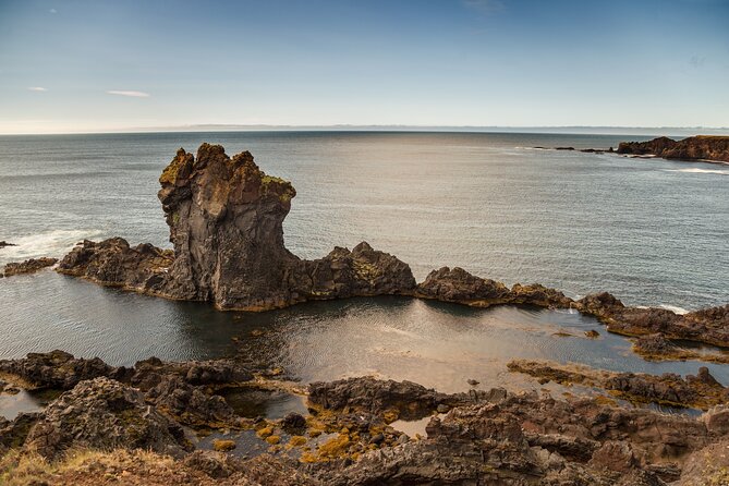 Private Snæfellsnes Peninsula day tour with 6+ Attractions - Djúpálónssandur Beach: Black Lava Pearls and a 1948 Ship Wreck